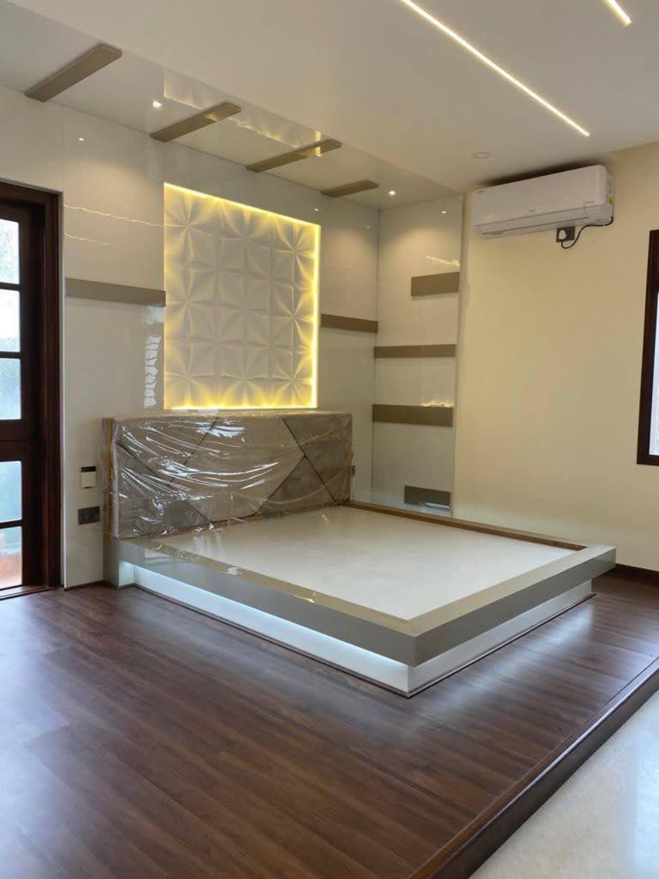 Gallery Image 13